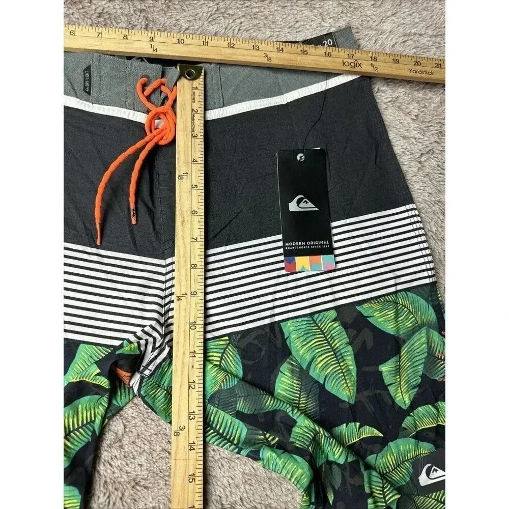 Quiksilver Hawaii SURF BOARD SHORTS Division Remix Dry Flight size 32